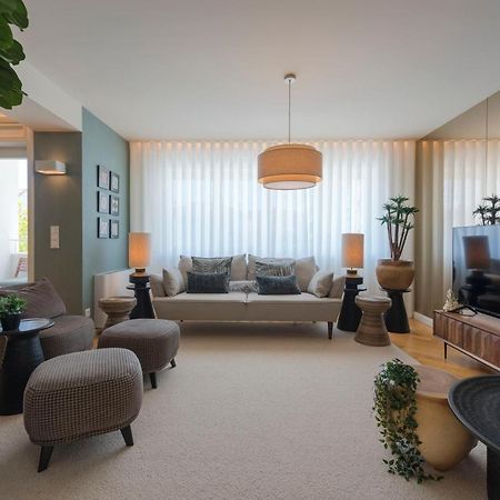 Emporium Deluxe 3Br Apartment W/ Private Parking By Lovelystay OOporto Esterno foto