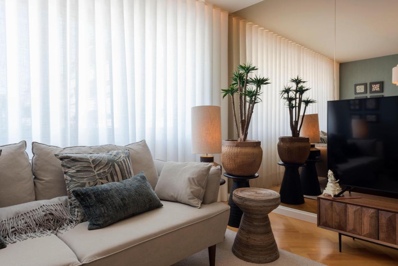 Emporium Deluxe 3Br Apartment W/ Private Parking By Lovelystay OOporto Esterno foto