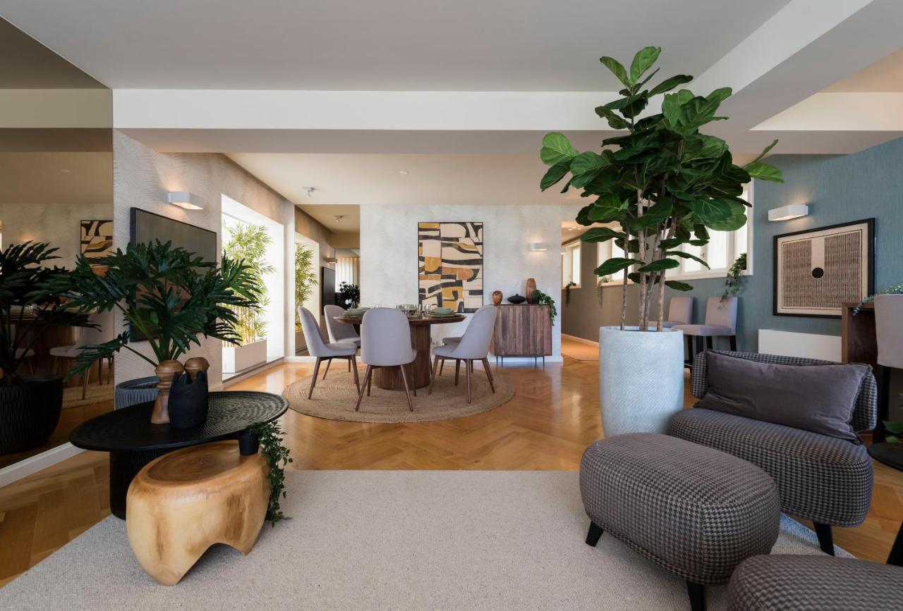 Emporium Deluxe 3Br Apartment W/ Private Parking By Lovelystay OOporto Esterno foto